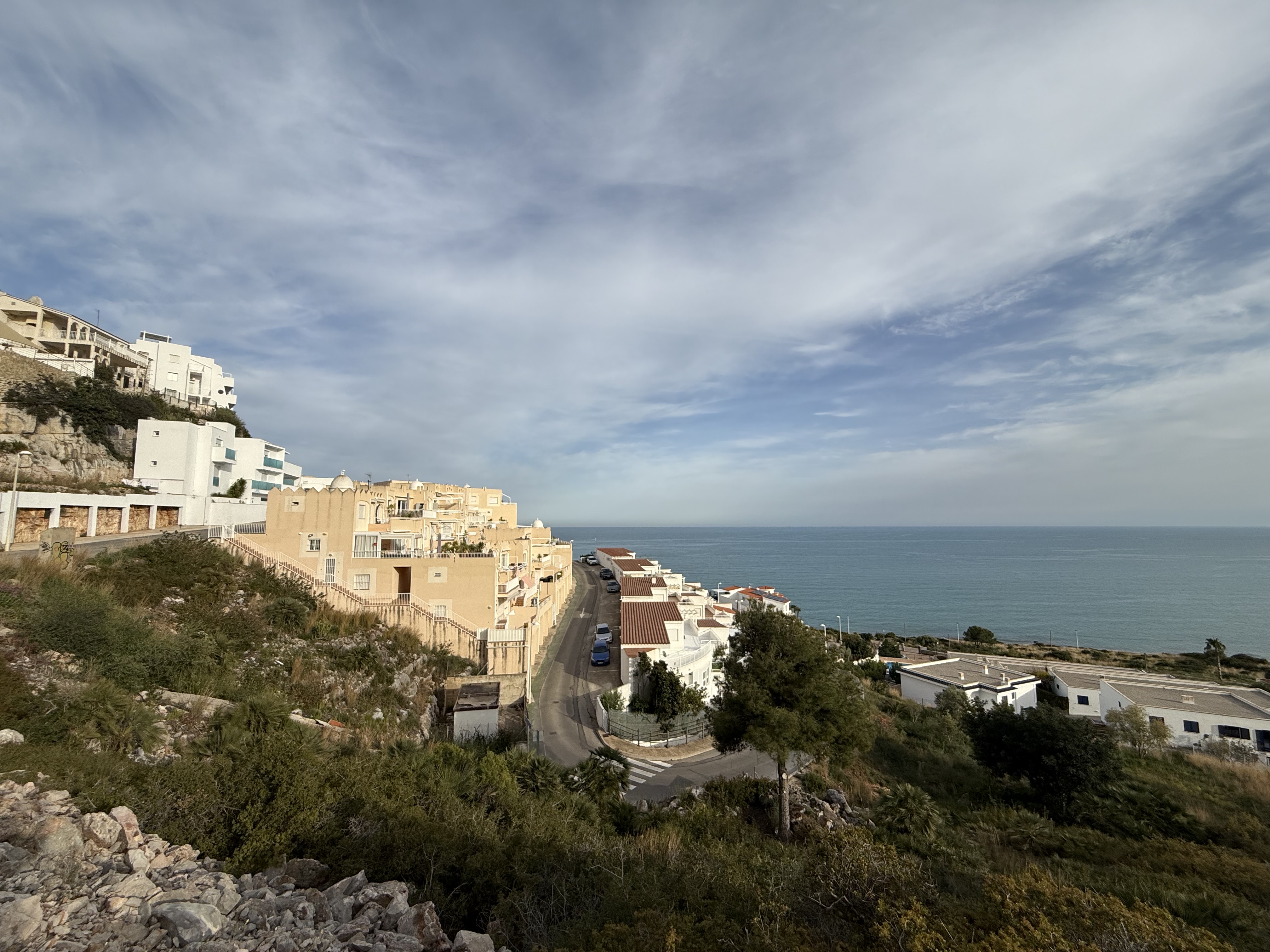 Vista elevada de la costa de Peñíscola